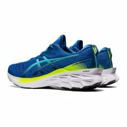 Asics | Men's Novablast 2 Running Shoes - Lake Drive 12 Asics | Men's Novablast 2 Running Shoes - Lake Drive -True Motion Sales Store 1011B192402 M asics novablast backangle