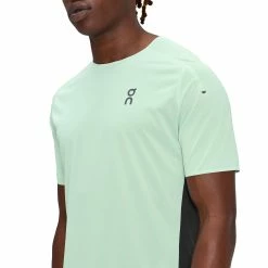 On | Men's Performance-T - Creek -True Motion Sales Store 102.01016 M On Performance T front2
