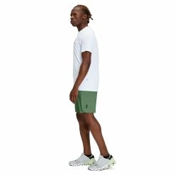 On | Men's Hybrid Shorts - Ivy -True Motion Sales Store 185.01037 M On HybridShorts sidefullbody