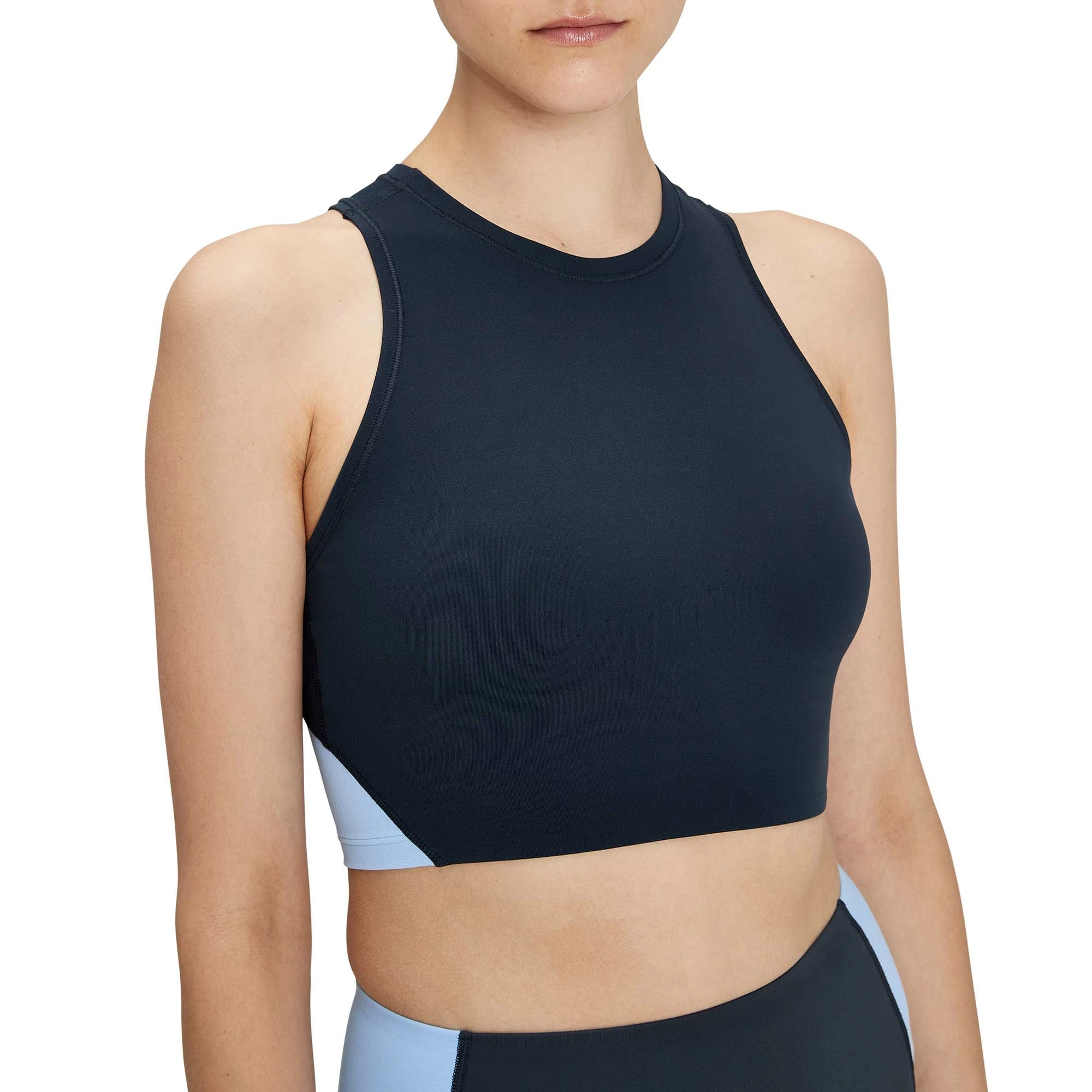 On | Women's Movement Crop - Navy 3 On | Women's Movement Crop - Navy
