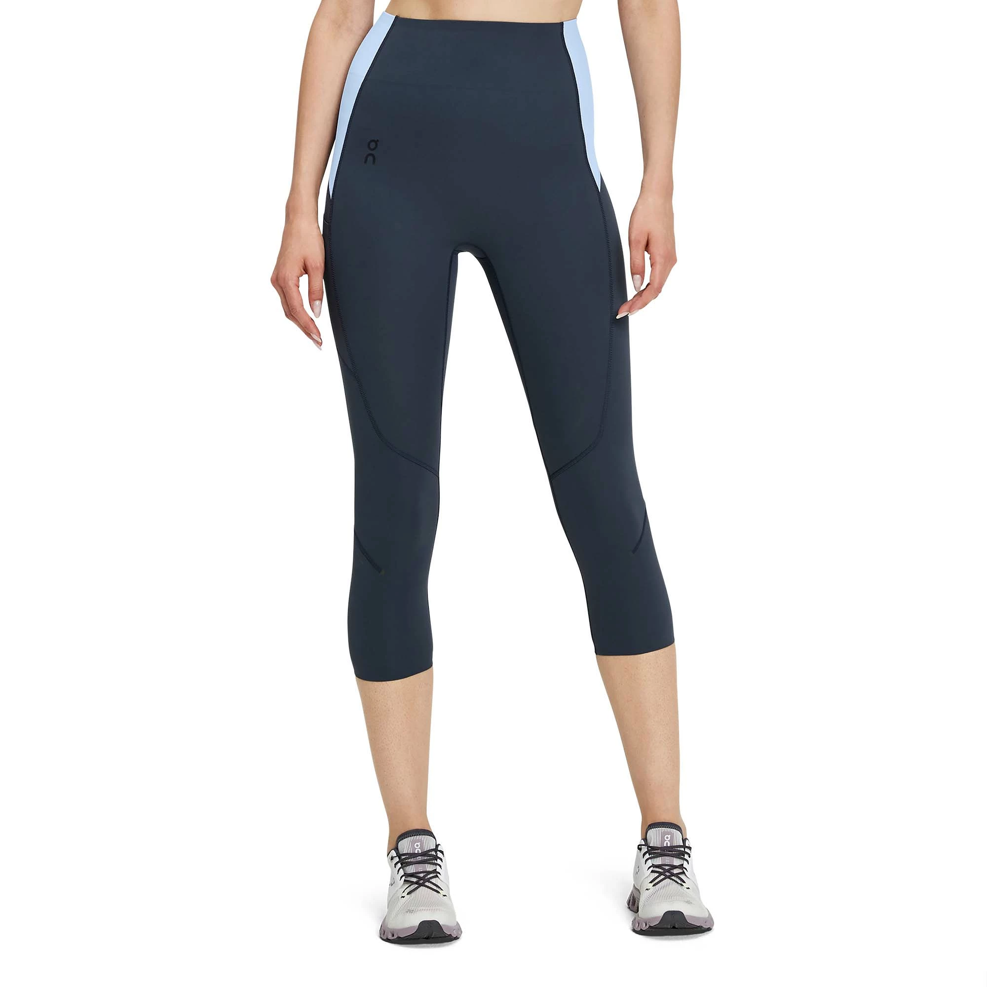 On | Women's Movement 3/4 Tights - Navy 3 On | Women's Movement 3/4 Tights - Navy