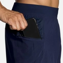 Brooks | Men's Sherpa 7" 2-in-1 Short - Navy 18 Brooks | Men's Sherpa 7" 2-in-1 Short - Navy -True Motion Sales Store 211333451 M brooks sherpa7in2in1short zippocket