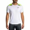 Brooks | Men's Run Visible Short Sleeve 2 Brooks | Men's Run Visible Short Sleeve -True Motion Sales Store 211409134 M Brooks RunVisibleShortSleeve front2