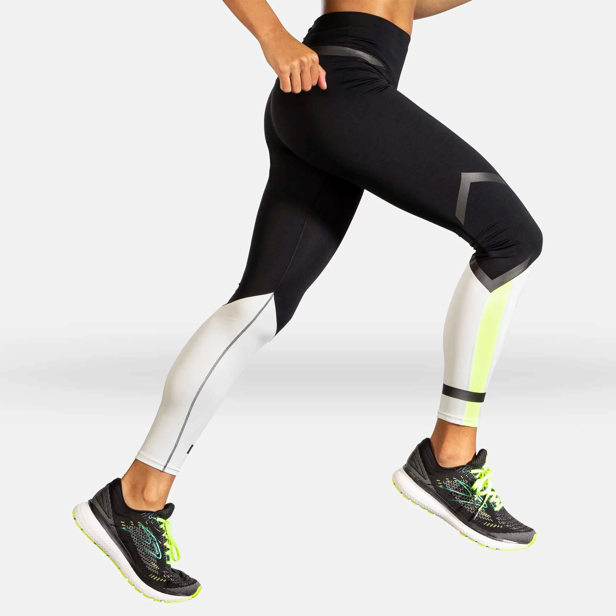 Brooks | Women's Carbonite Tight 6 Brooks | Women's Carbonite Tight - Image 4