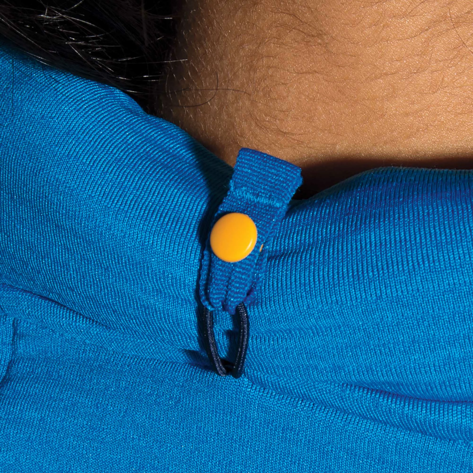 Brooks | Women's Notch Thermal Hoodie 9 Brooks | Women's Notch Thermal Hoodie - Image 7