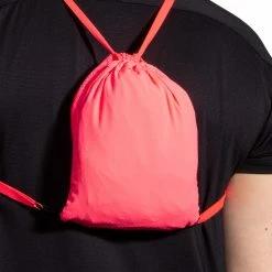 Brooks | Women's Canopy Jacket - Razzmatazz Quartz -True Motion Sales Store 221521633 W Brooks CanopyJacket packed