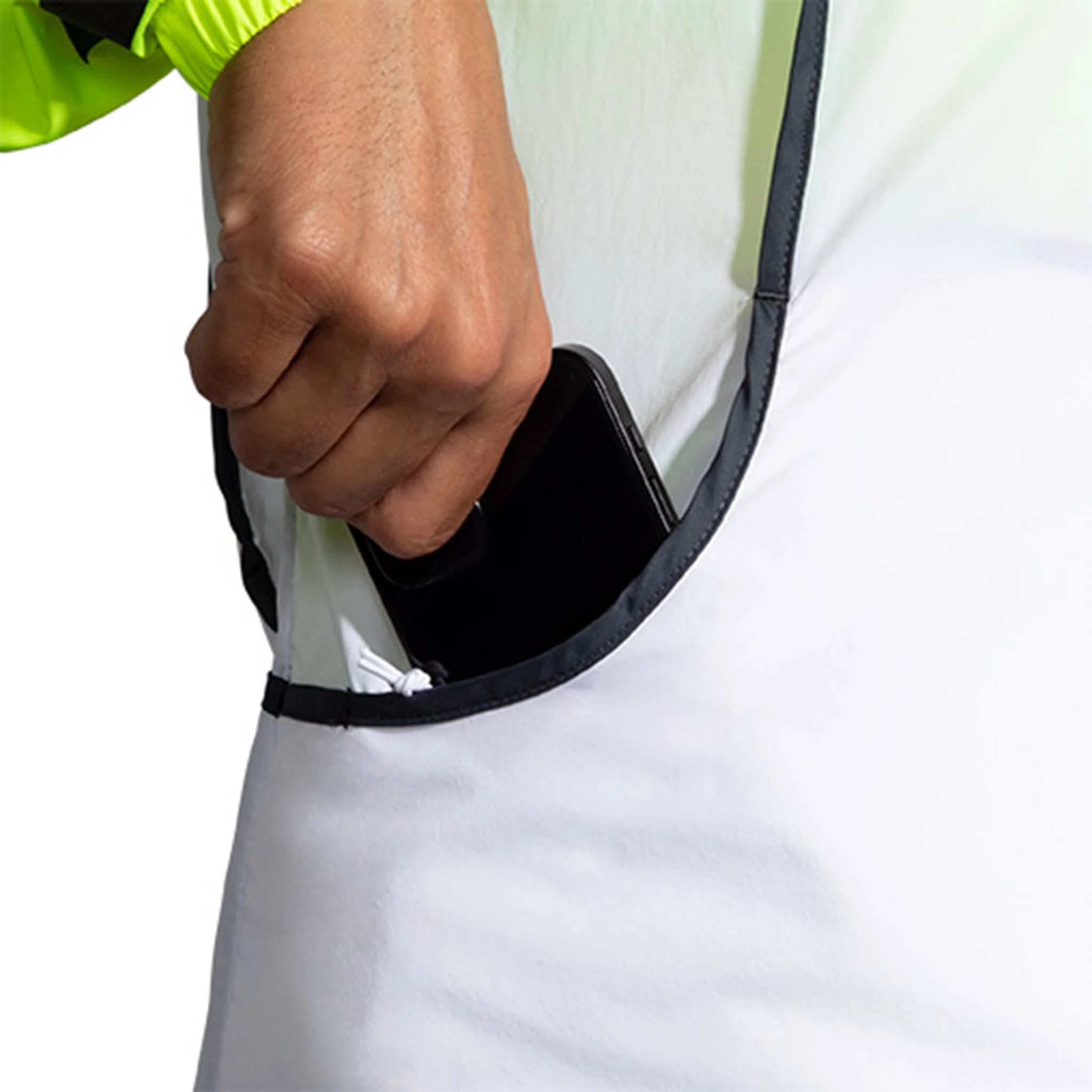 Brooks | Women's Run Visible Convertible Jacket 11 Brooks | Women's Run Visible Convertible Jacket - Image 9