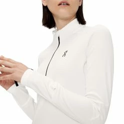 On | Women's Climate Shirt - Undyed-White 12 On | Women's Climate Shirt - Undyed-White -True Motion Sales Store 263.01034 W On ClimateShirt detail