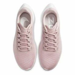 Nike | Women's Air Zoom Pegasus 37 Running Shoes 21 Nike | Women's Air Zoom Pegasus 37 Running Shoes -True Motion Sales Store BQ9647601 F nike airzoompegasus37 top