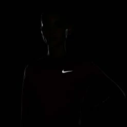 Nike | Women's DF Element Crew 13 Nike | Women's DF Element Crew -True Motion Sales Store CU3277 610 W Nike DFElementCrew frontdark