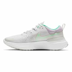Nike | Women's React Miler 2 Running Shoes 20 Nike | Women's React Miler 2 Running Shoes -True Motion Sales Store CW7136002 F nike reactmiler2 leftinner