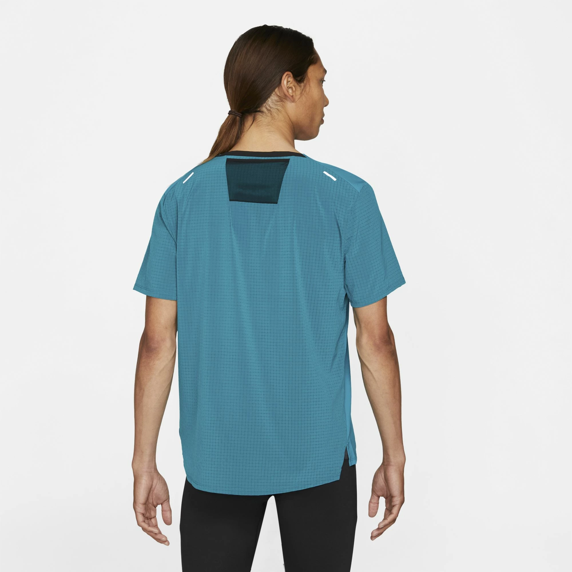 Nike | Men's Dri-Fit Trail Rise 365 SS 4 Nike | Men's Dri-Fit Trail Rise 365 SS - Image 2
