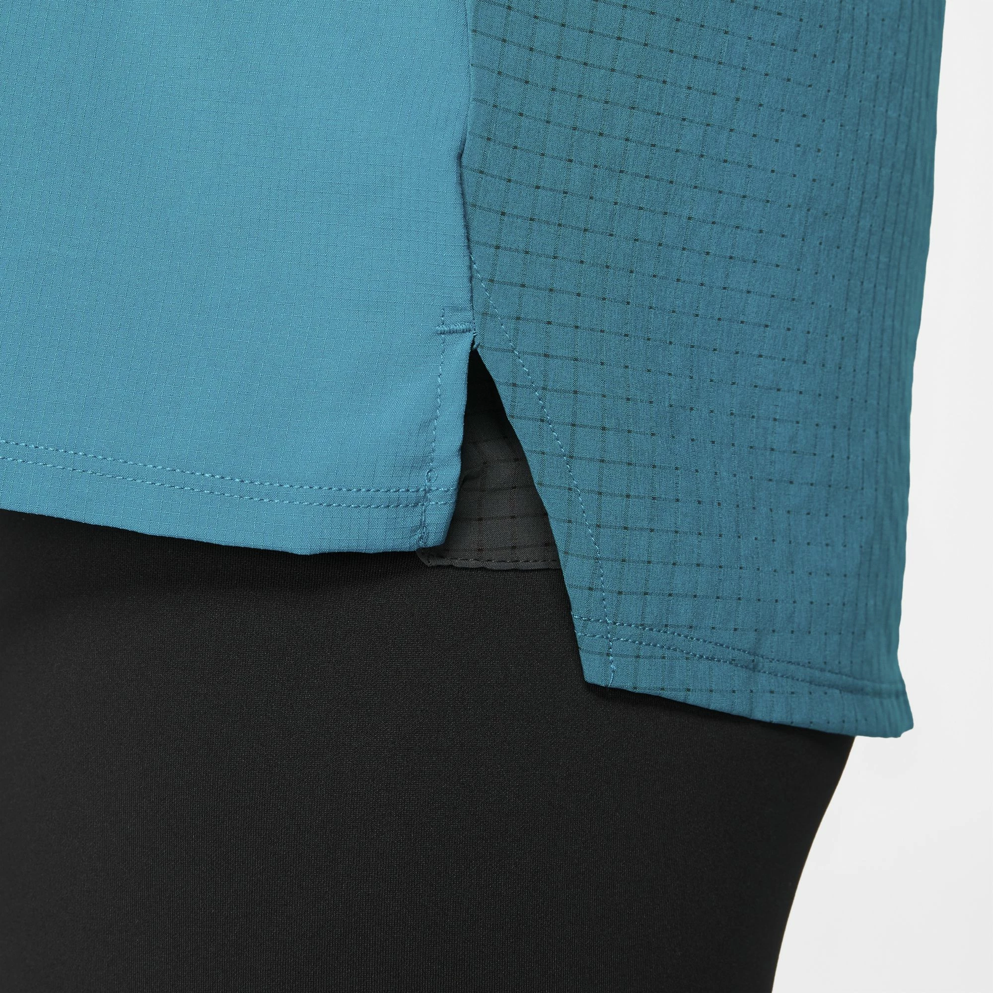 Nike | Men's Dri-Fit Trail Rise 365 SS 9 Nike | Men's Dri-Fit Trail Rise 365 SS - Image 7