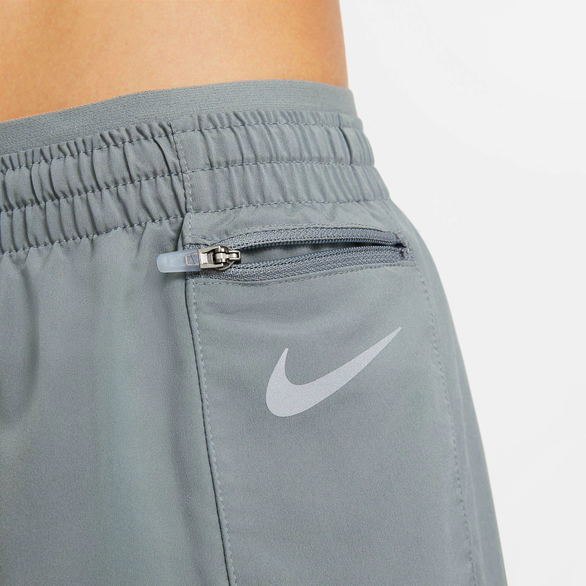 Nike | Women's Tempo Luxe Short 5In 6 Nike | Women's Tempo Luxe Short 5In - Image 4