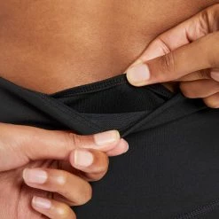 Nike | Women's One Dri-Fit MR 7 Inch Short -True Motion Sales Store DD0243 010 F nike One Dri Fit MR 7Inch Short waistband pocket