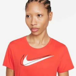 Nike | Women's Dri-Fit Swoosh Run Top SS 9 Nike | Women's Dri-Fit Swoosh Run Top SS -True Motion Sales Store DD4898 673 F nike Dri Fit Swoosh Run Top SS neckline