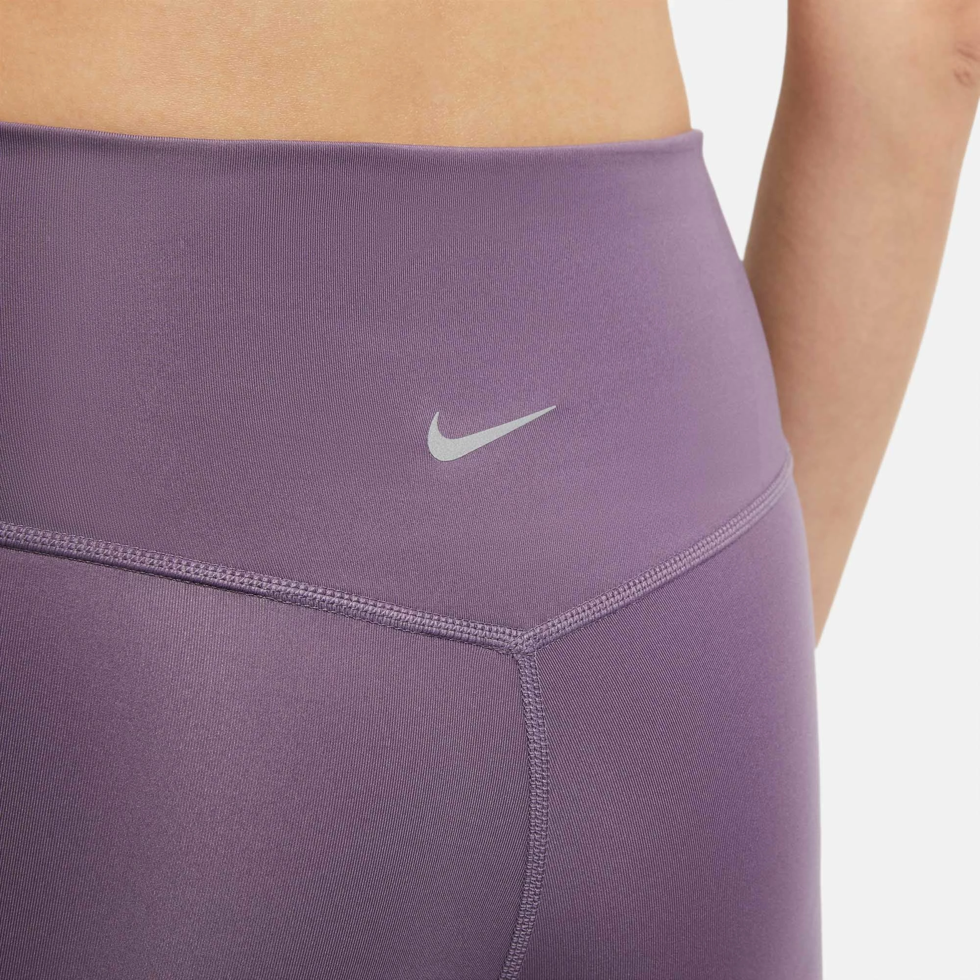 Nike | Women's Dri-Fit Swoosh Run 7/8 Tight 8 Nike | Women's Dri-Fit Swoosh Run 7/8 Tight - Image 6