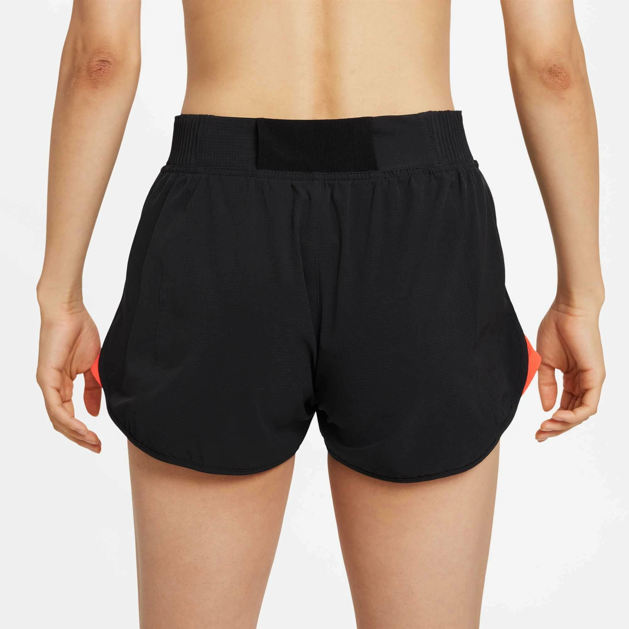 Nike | Women's Run Division Tempo Luxe Shorts 4 Nike | Women's Run Division Tempo Luxe Shorts - Image 2