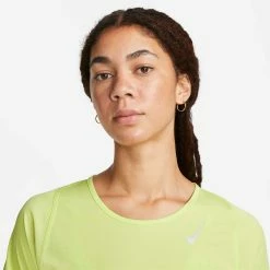 Nike | Women's Dri-FIT Race Short-Sleeve Running Top - LT Lemon Twist 9 Nike | Women's Dri-FIT Race Short-Sleeve Running Top - LT Lemon Twist -True Motion Sales Store DD5927 736 W Nike DFRaceTopSS neck