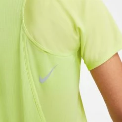 Nike | Women's Dri-FIT Race Short-Sleeve Running Top - LT Lemon Twist 10 Nike | Women's Dri-FIT Race Short-Sleeve Running Top - LT Lemon Twist -True Motion Sales Store DD5927 736 W Nike DFRaceTopSS sleeve