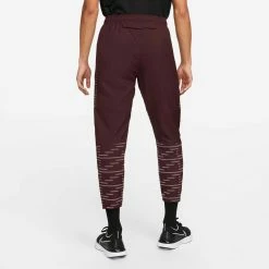 Nike | Men's DF Challenger Woven Flash Pant 13 Nike | Men's DF Challenger Woven Flash Pant -True Motion Sales Store DD6003 652 M Nike DFChallengerWovenFlashPant backonbody
