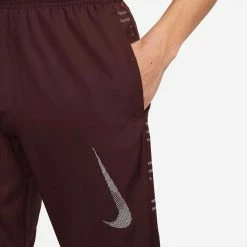 Nike | Men's DF Challenger Woven Flash Pant 15 Nike | Men's DF Challenger Woven Flash Pant -True Motion Sales Store DD6003 652 M Nike DFChallengerWovenFlashPant closefrontpocket