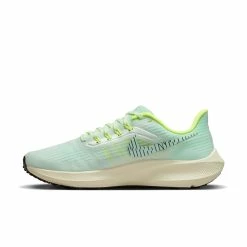 Nike | Women's Air Zoom Pegasus 39 Running Shoes -True Motion Sales Store DH4072 301 W Nike Pegasus39 side3
