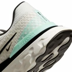 Nike | Men's React Infinity Run Flyknit 3 Running Shoes -True Motion Sales Store DH5392 004 M Nike ReactInfinityRunFlyknit3 heel