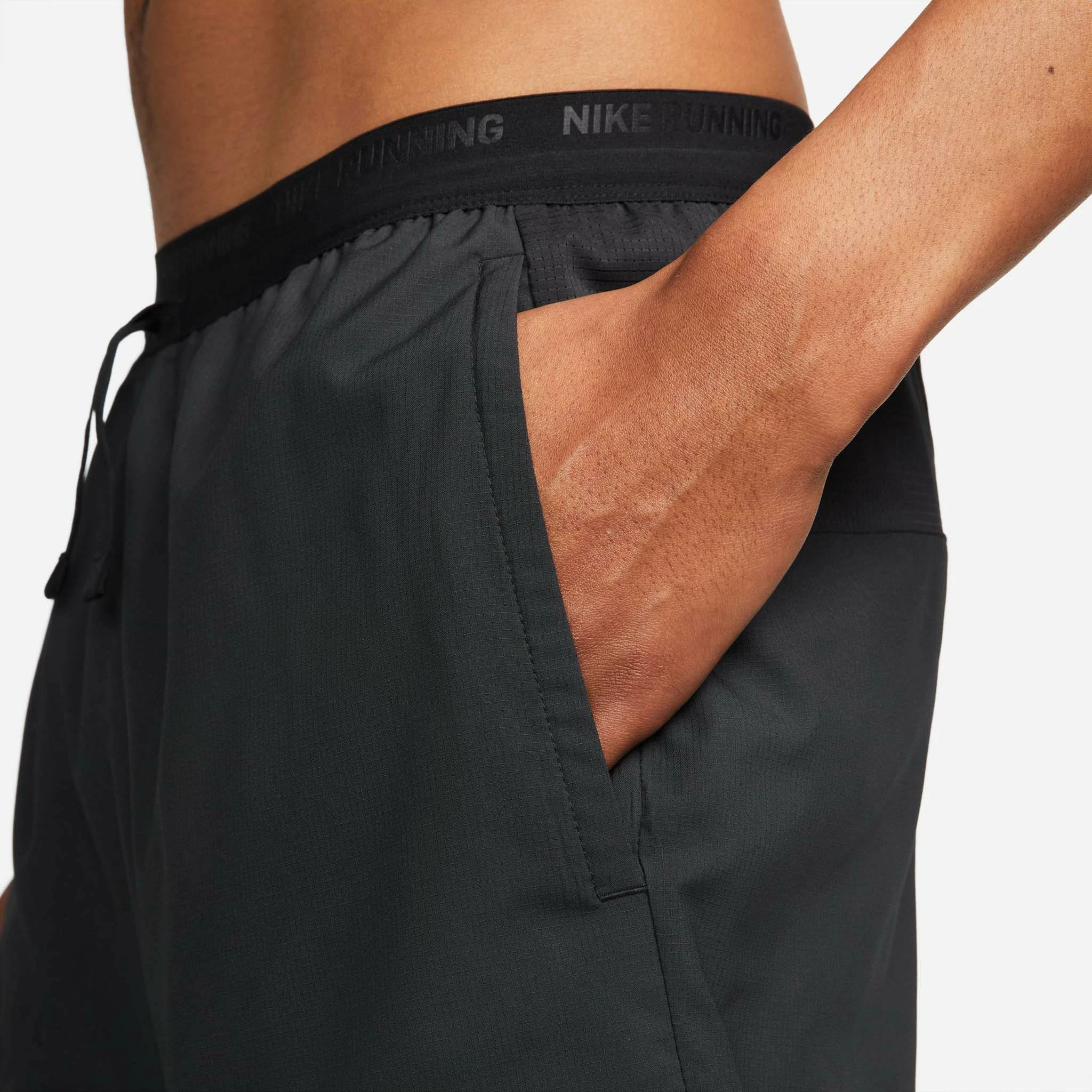 Nike | Men's Dri-FIT Stride 7" 2-in-1 Running Shorts - Black 4 Nike | Men's Dri-FIT Stride 7" 2-in-1 Running Shorts - Black - Image 2
