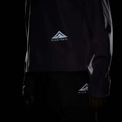 Nike | Women's Jacket GORE-TEX Infinium 19 Nike | Women's Jacket GORE-TEX Infinium -True Motion Sales Store DM7565 501 W Nike JacketGORE TEXInfinium dark