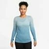 Nike | Women's Dri-FIT ADV Run Division Long-Sleeve Running Top - Light Silver 1 Nike | Women's Dri-FIT ADV Run Division Long-Sleeve Running Top - Light Silver -True Motion Sales Store DX0296 034 W Nike DFADVRunDVNLSTop front