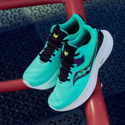 Saucony | Women's Guide 15 Running Shoes 13 Saucony | Women's Guide 15 Running Shoes -True Motion Sales Store Guide15 Female Lifestyleimagery