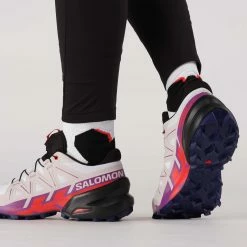 Salomon | Women's Speedcross 6 Running Shoes 11 Salomon | Women's Speedcross 6 Running Shoes -True Motion Sales Store L41743200 W Salomon Speedcross6 backonfeet