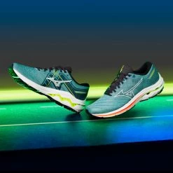 Mizuno | Men's Wave Inspire 18 Running Shoes 18 Mizuno | Men's Wave Inspire 18 Running Shoes -True Motion Sales Store M Mizuno Inspire18 lifestyle