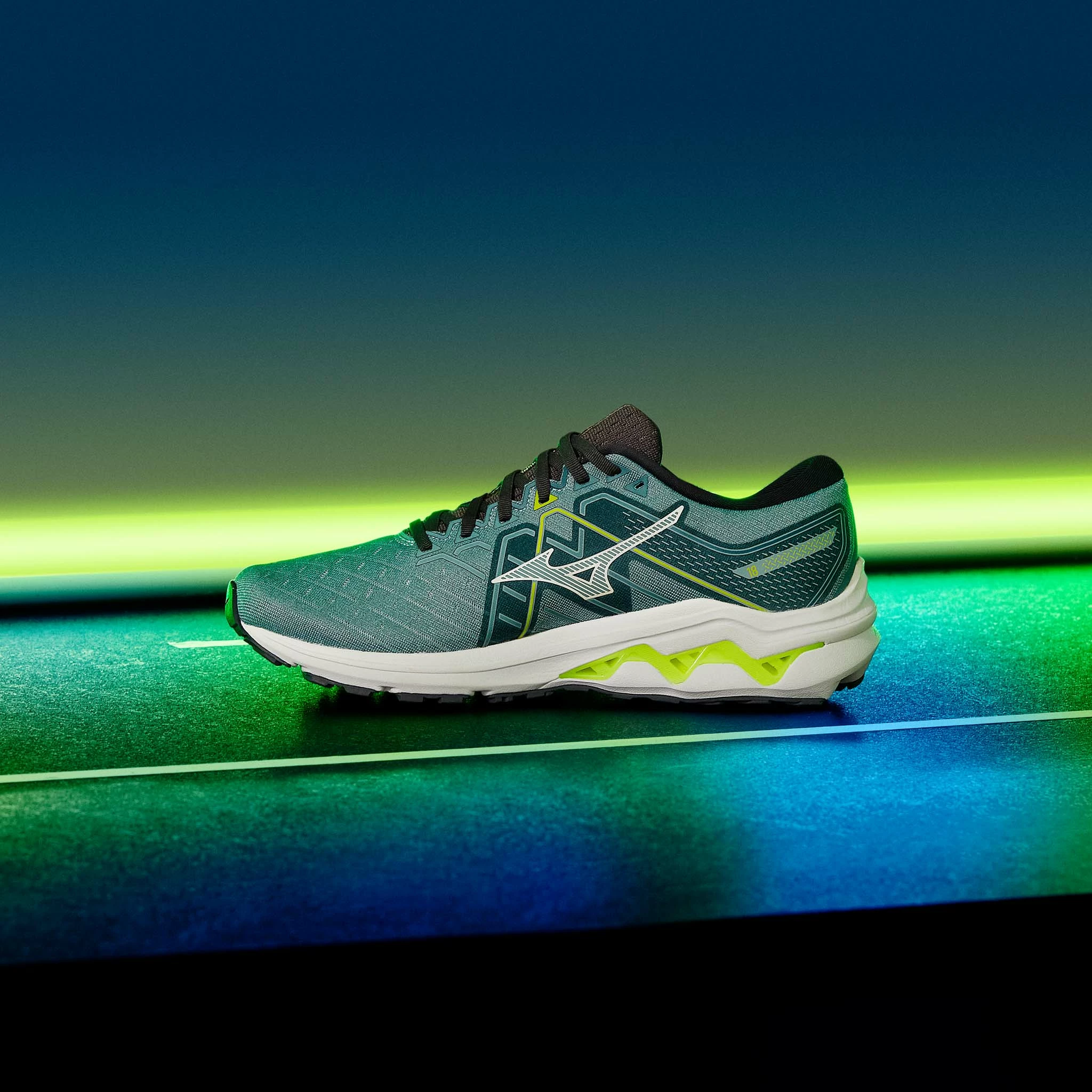 Mizuno | Men's Wave Inspire 18 Running Shoes 11 Mizuno | Men's Wave Inspire 18 Running Shoes - Image 9