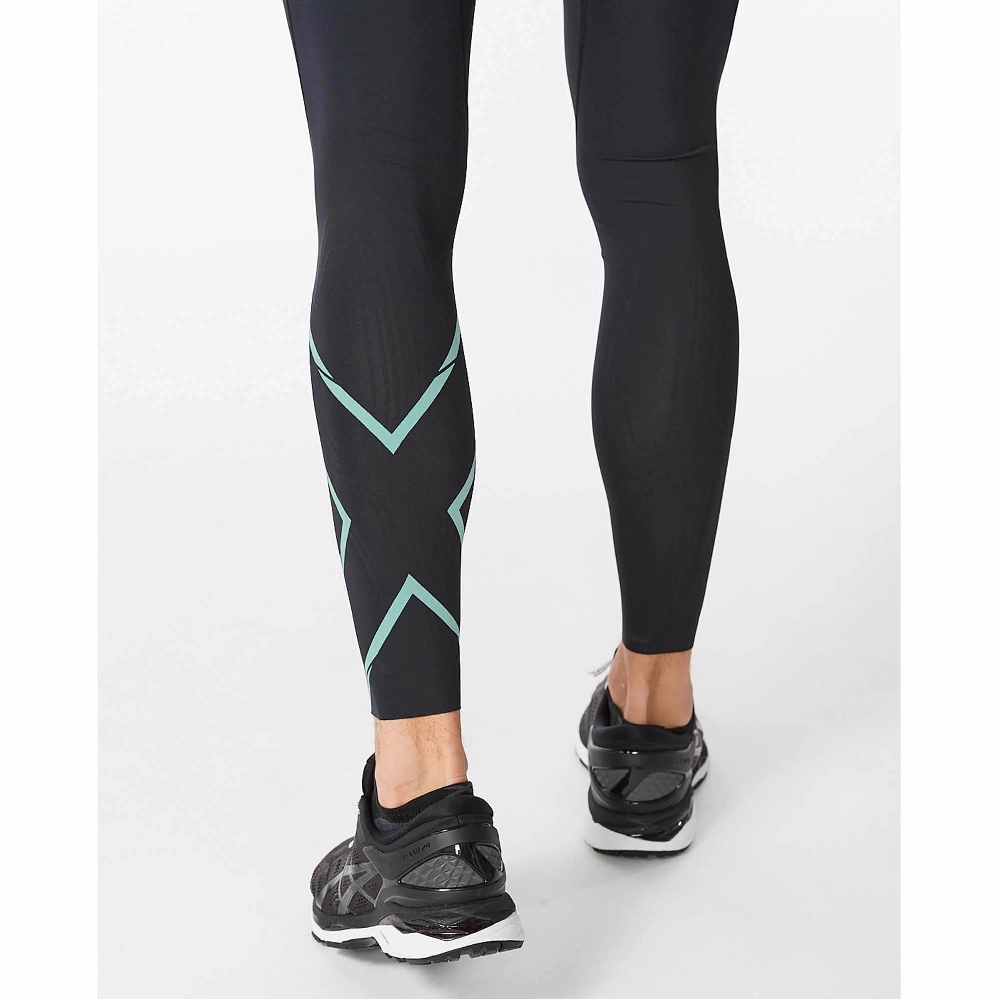 2XU | Men's Light Speed Compression Tights 8 2XU | Men's Light Speed Compression Tights - Image 6
