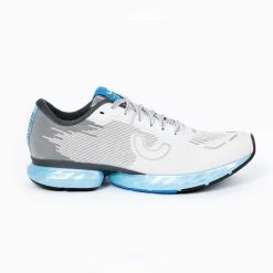 True Motion | Women's U-Tech Solo Running Shoes