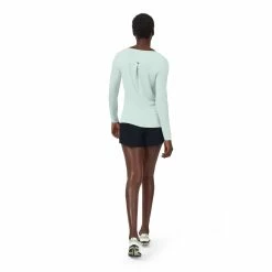 On | Women's Performance-T Long 10 On | Women's Performance-T Long -True Motion Sales Store W21300239 F onrunning performancetlong modelback