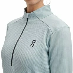 On | Women's Climate Shirt 13 On | Women's Climate Shirt -True Motion Sales Store W263.00472 W On ClimateShirt frontclose