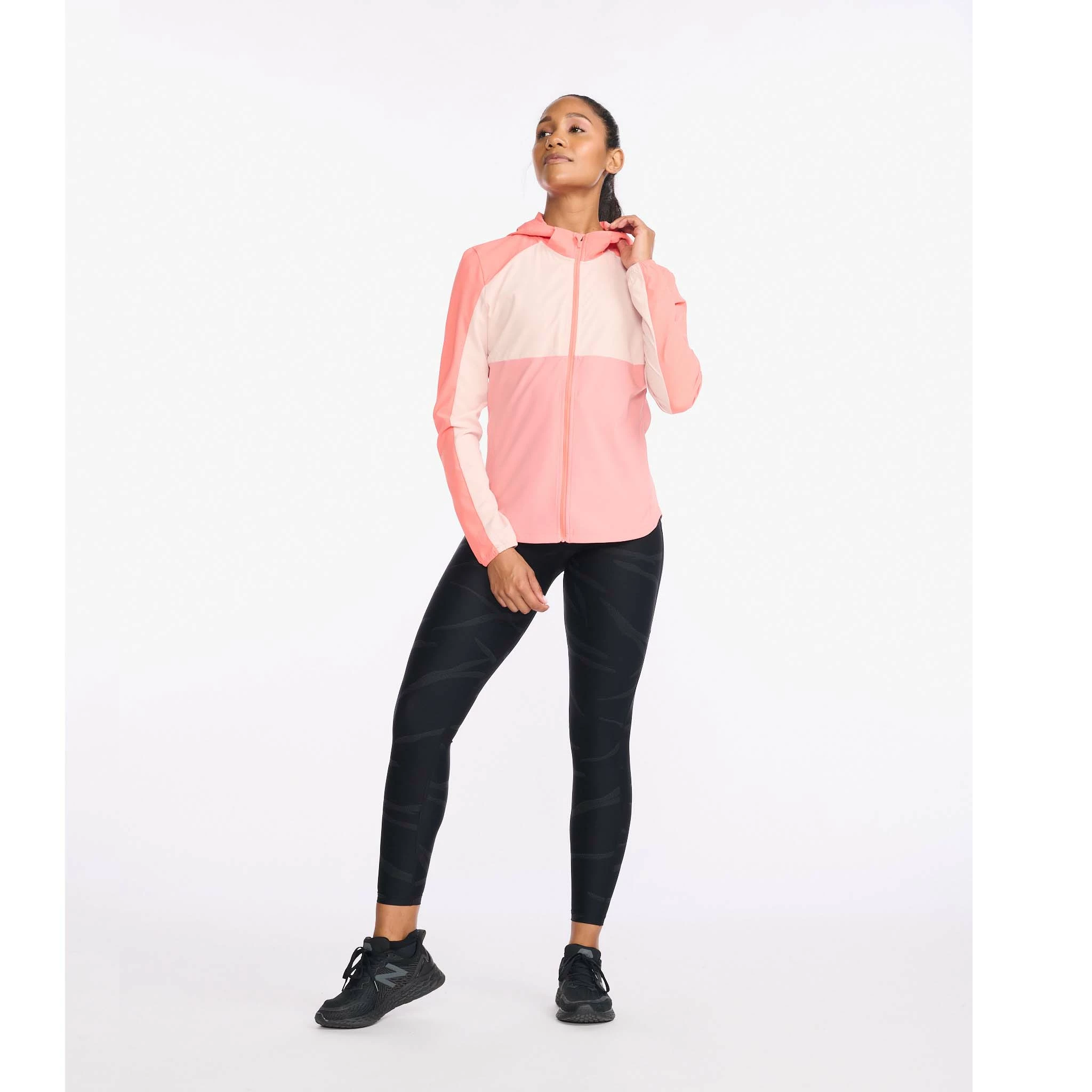 2XU | Women's Aero Jacket - Hyper Coral 3 2XU | Women's Aero Jacket - Hyper Coral