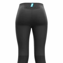 Compressport | Women's Trail Under Control Pirate 3/4 Length Tights 10 Compressport | Women's Trail Under Control Pirate 3/4 Length Tights -True Motion Sales Store cs044623 f compressport trail ucpirate34 back 1
